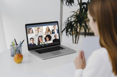 Wajahnya Terlihat Aneh Saat Meeting Online, Wanita Ini Ternyata Terserang Stroke
